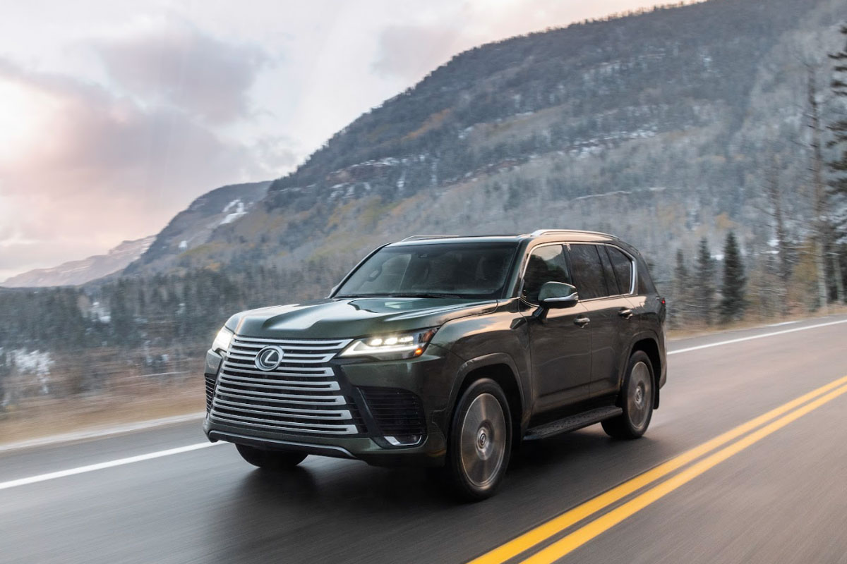 Lexus LX600 VIP.