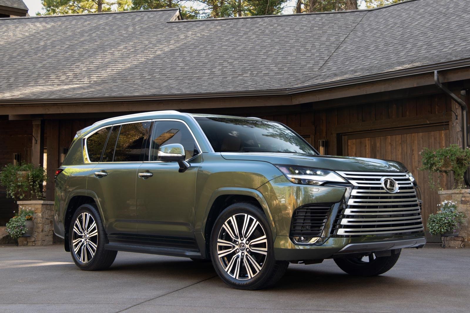 Thông số kỹ thuật Lexus LX 600: An toàn.