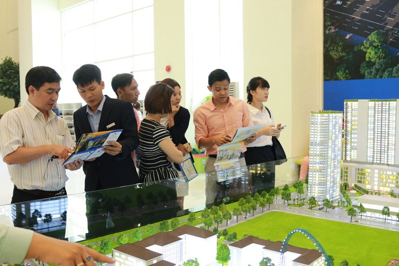 Thuế đang l&agrave; một vấn đề được nhiều chủ đầu tư, doanh nghiệp, m&ocirc;i giới quan t&acirc;m rất nhiều