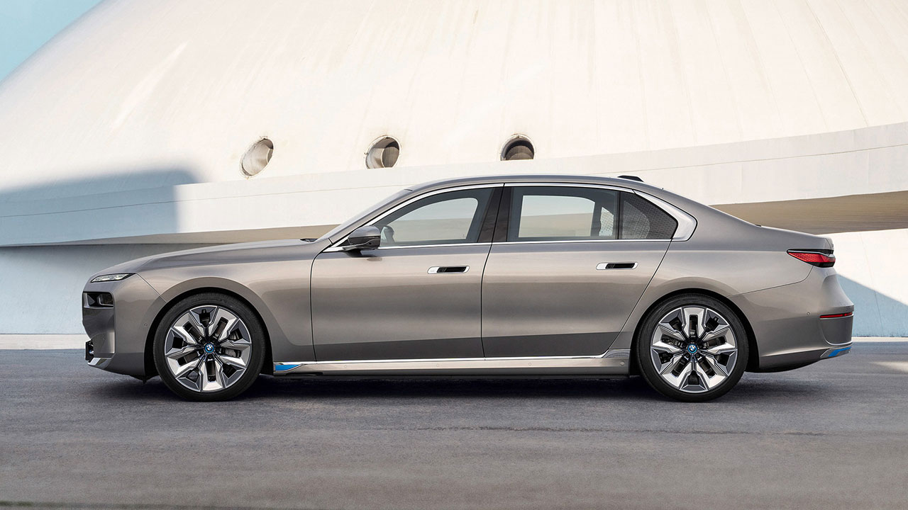 BMW 7-Series 2023 2.