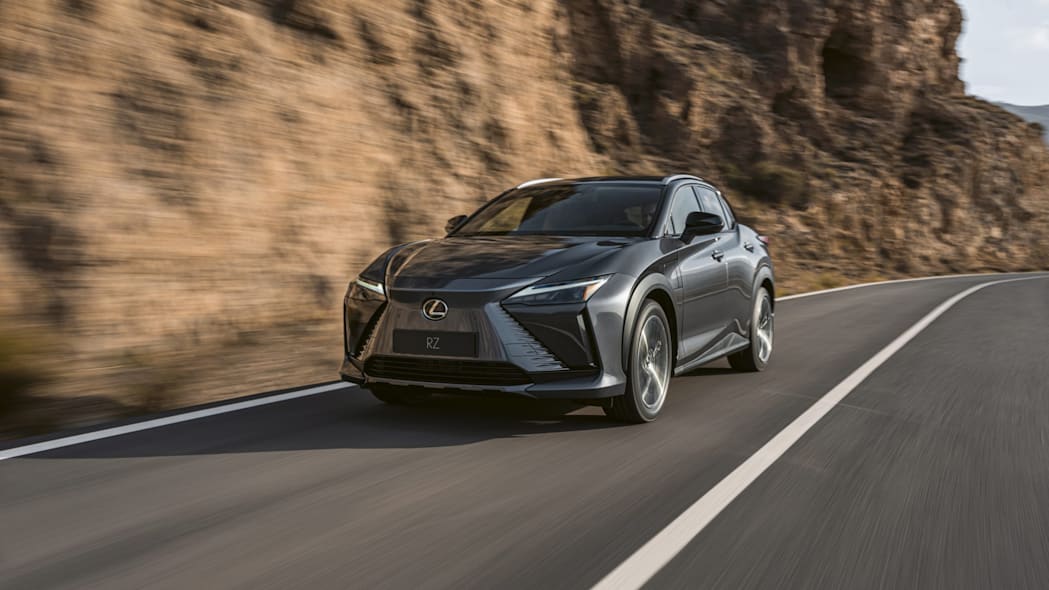 Lexus RZ 450e 2023 5.