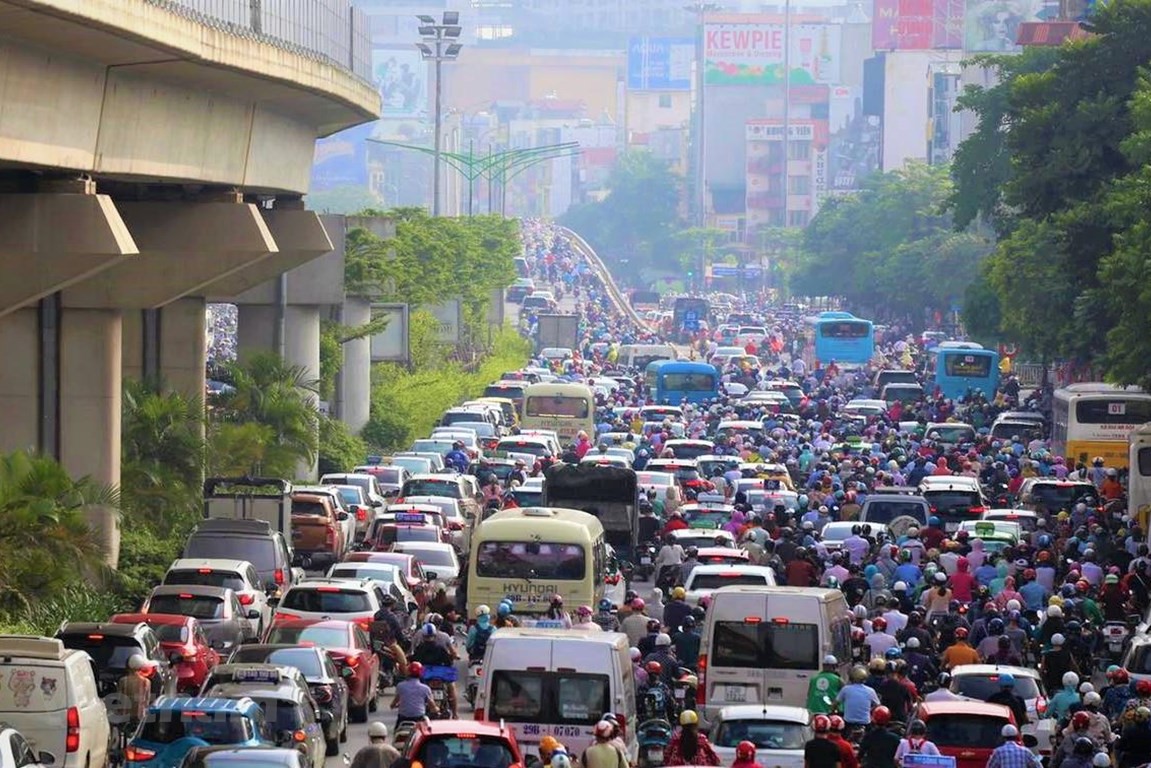 Hà Nội xử phạt nghiêm khắc các hành vi dẫn đến ùn tắc giao thông trong kỳ nghỉ lễ 1