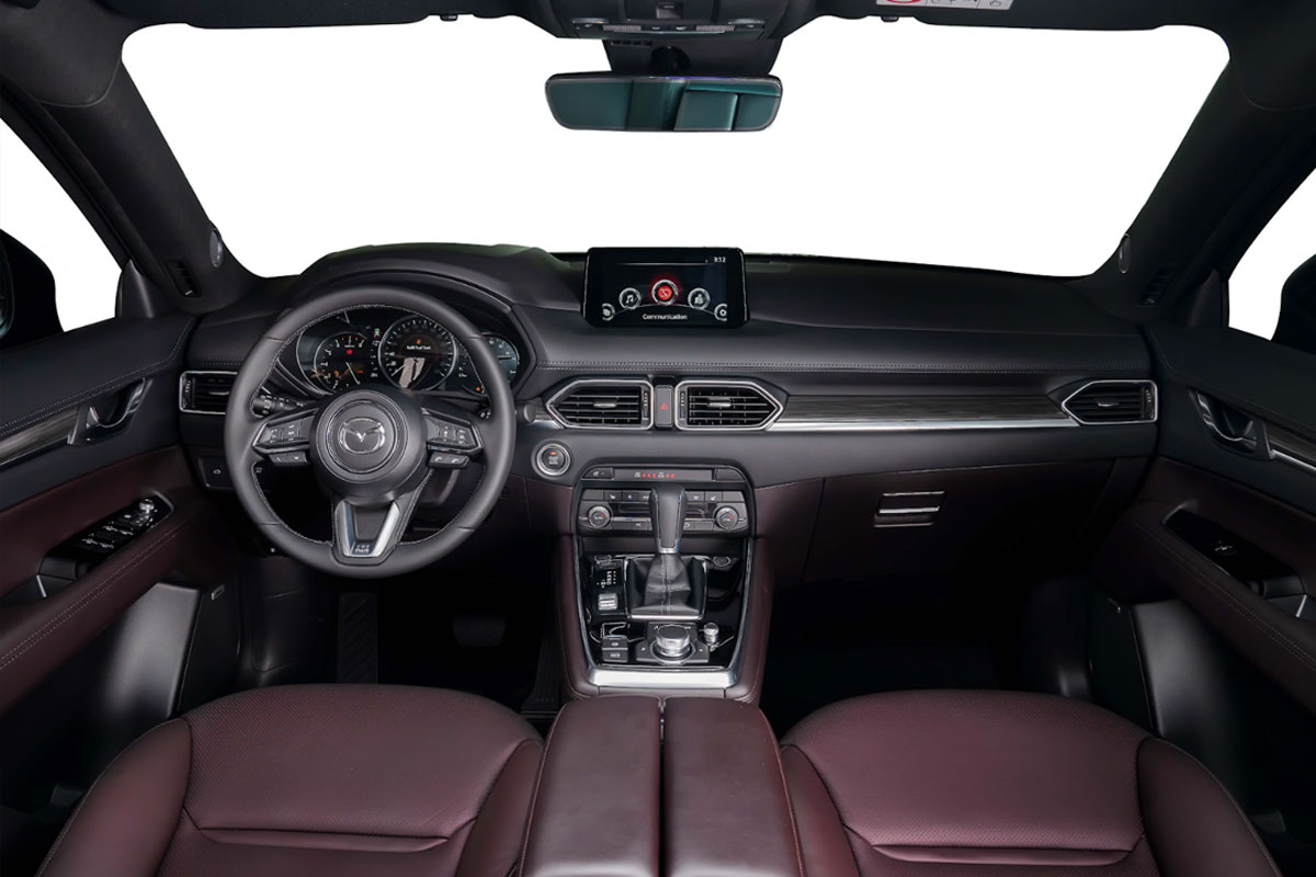 Nội thất Mazda CX-8.