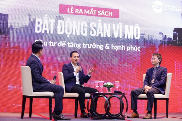 T&aacute;c giả Rich Nguyen l&agrave; một doanh nh&acirc;n, người s&aacute;ng lập v&agrave; điều h&agrave;nh C&ocirc;ng ty Cổ phần Đầu tư Rich Invest