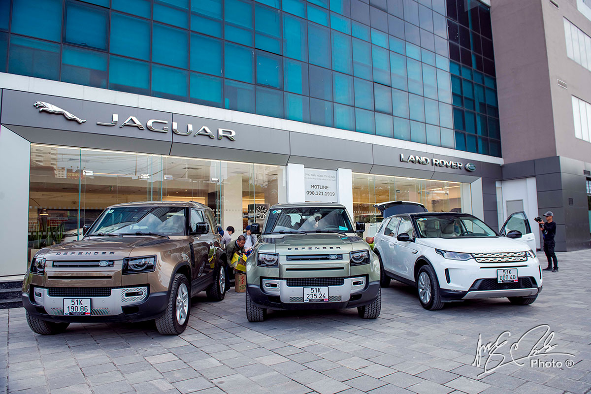Trải nghiệm Land Rover Defender 4.