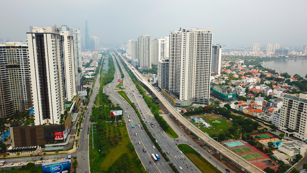 h&igrave;nh ảnh một g&oacute;c TP.HCM nh&igrave;n từ tr&ecirc;n cao với c&aacute;c t&ograve;a nh&agrave; cao tầng