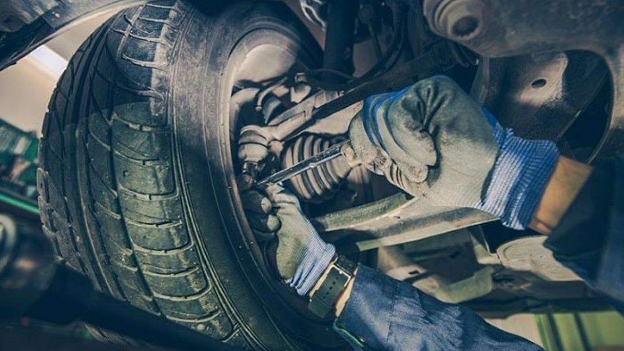 Những nguy&ecirc;n nh&acirc;n h&agrave;ng đầu khiến &ocirc; t&ocirc; bị rung lắc mạnh 4