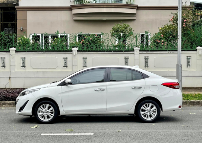 Toyota Vios đang là mẫu xe được quan tâm nhất tại thị trường xe cũ. 1
