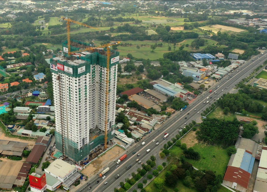 The Emerald Golf View
