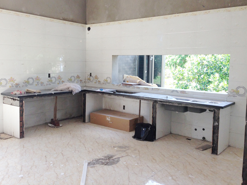 tủ b&ecirc;́p khung b&ecirc; t&ocirc;ng