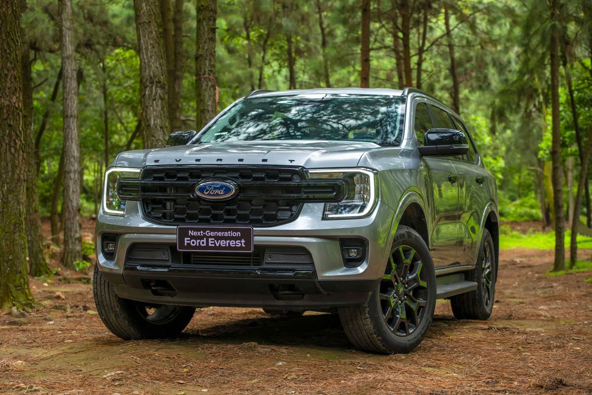Ford Everest Titanium+ 