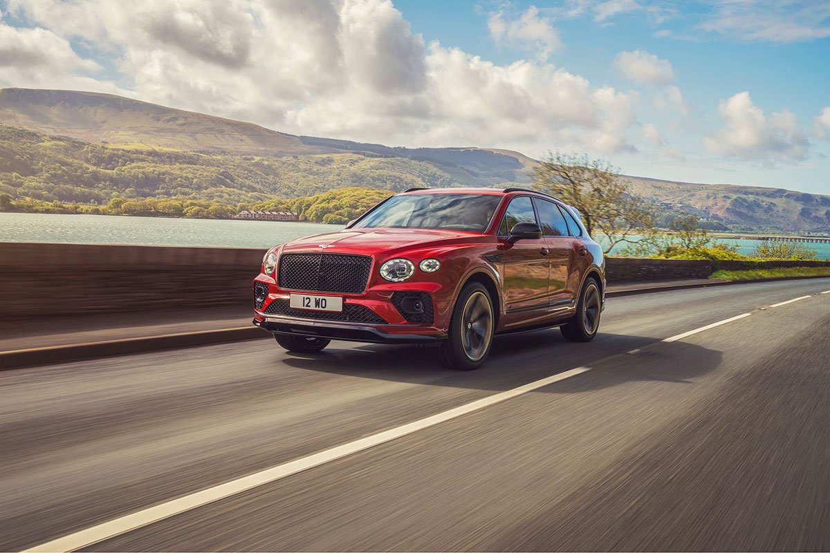 Bentley Bentayga V8.