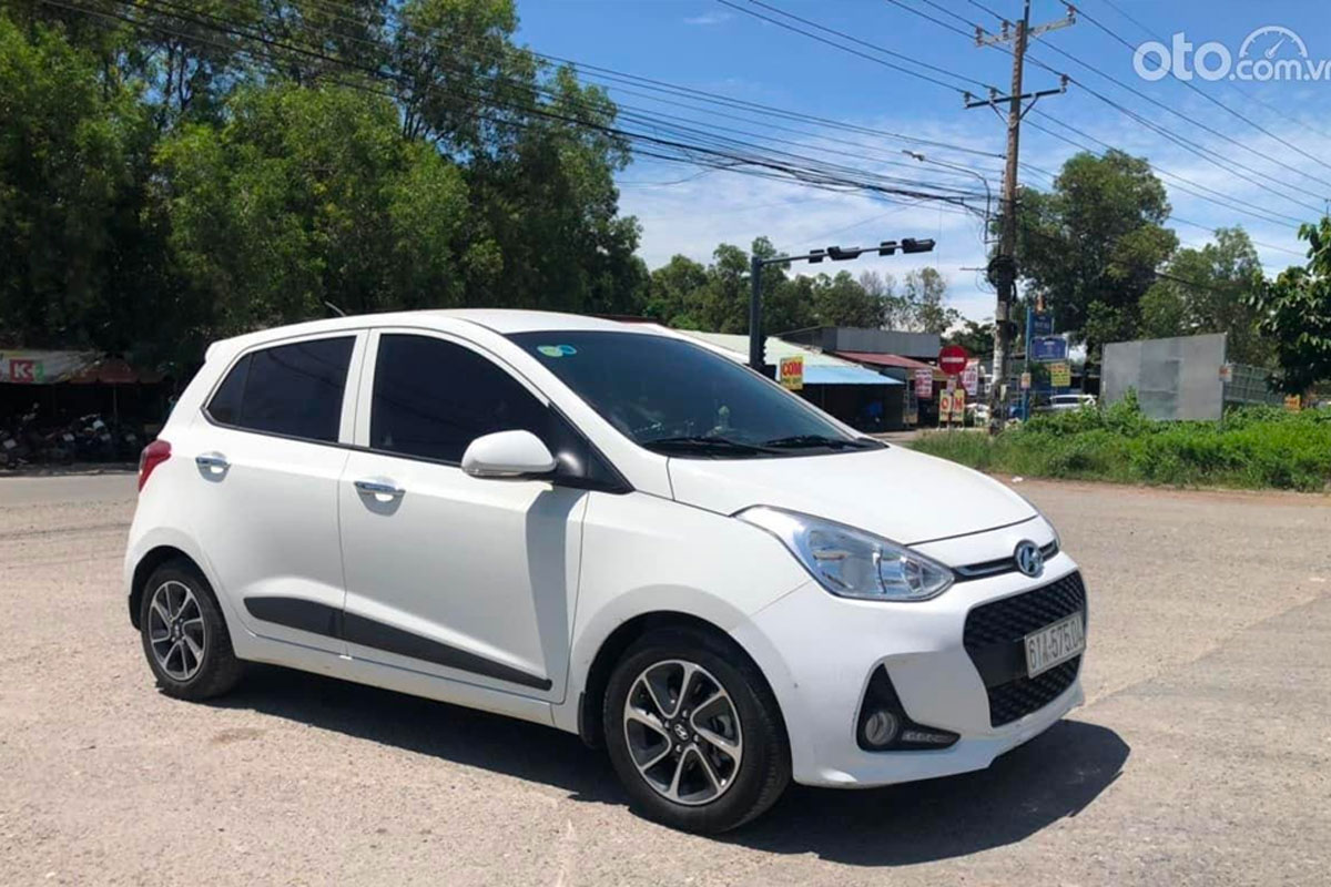 So s&aacute;nh VinFast Fadil v&agrave; Hyundai Grand i10 cũ: Về trang bị ngoại thất
