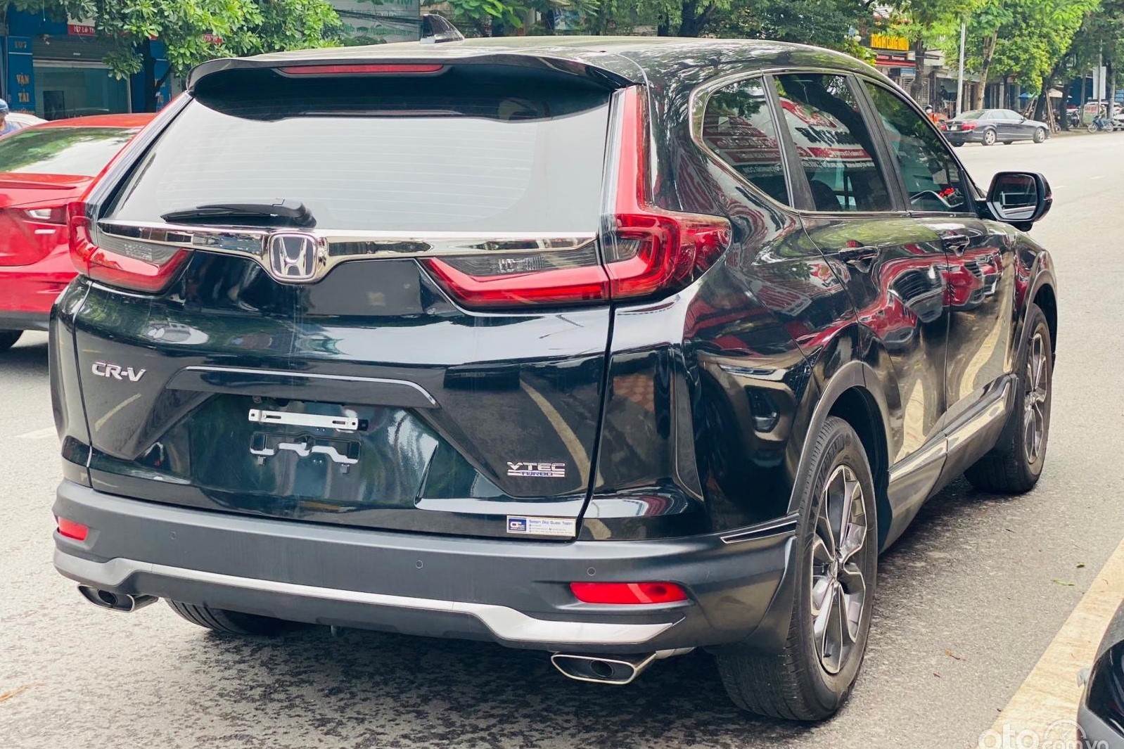 Honda CR-V là một mẫu xe có khả năng giữ giá đến khó tin. 1