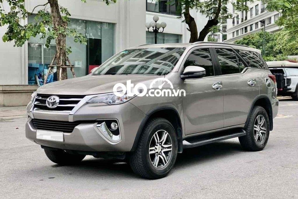Xe Toyota Fortuner 2019 cũ giá hơn 900 triệu đồng có đáng mua? 1
