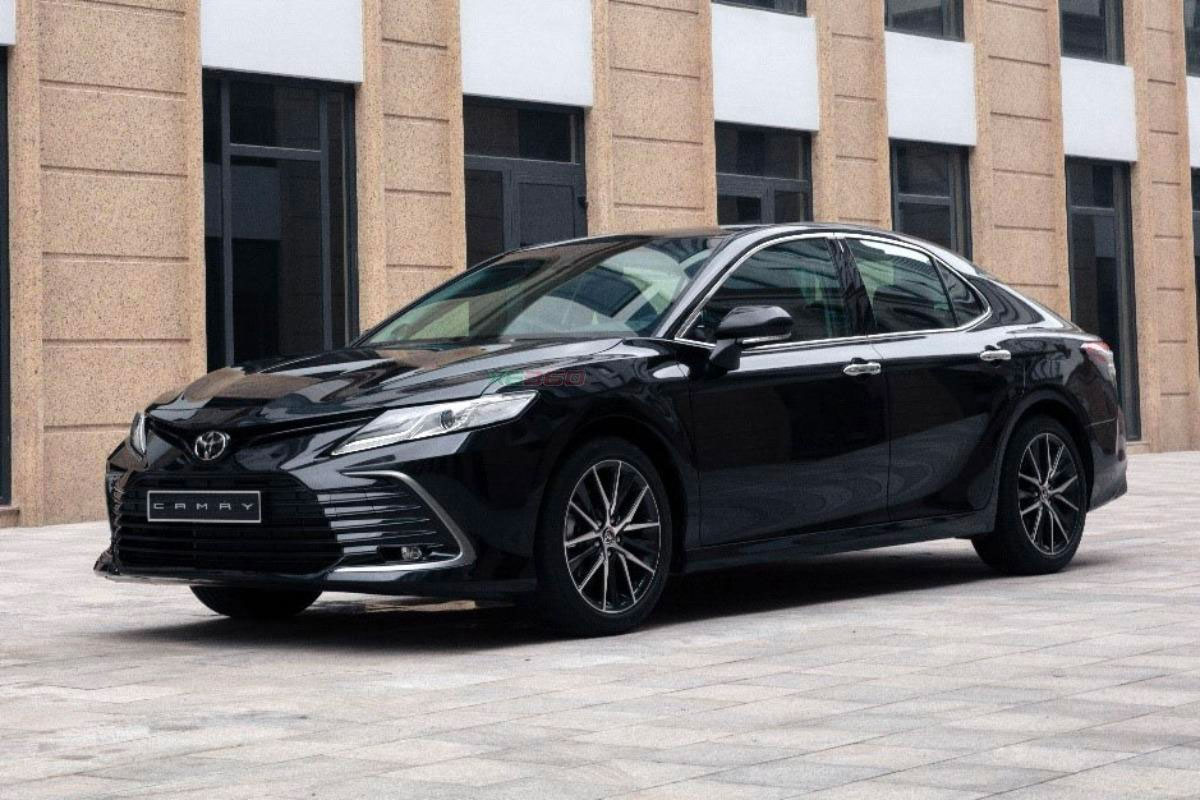 Toyota Camry 2.5HV 