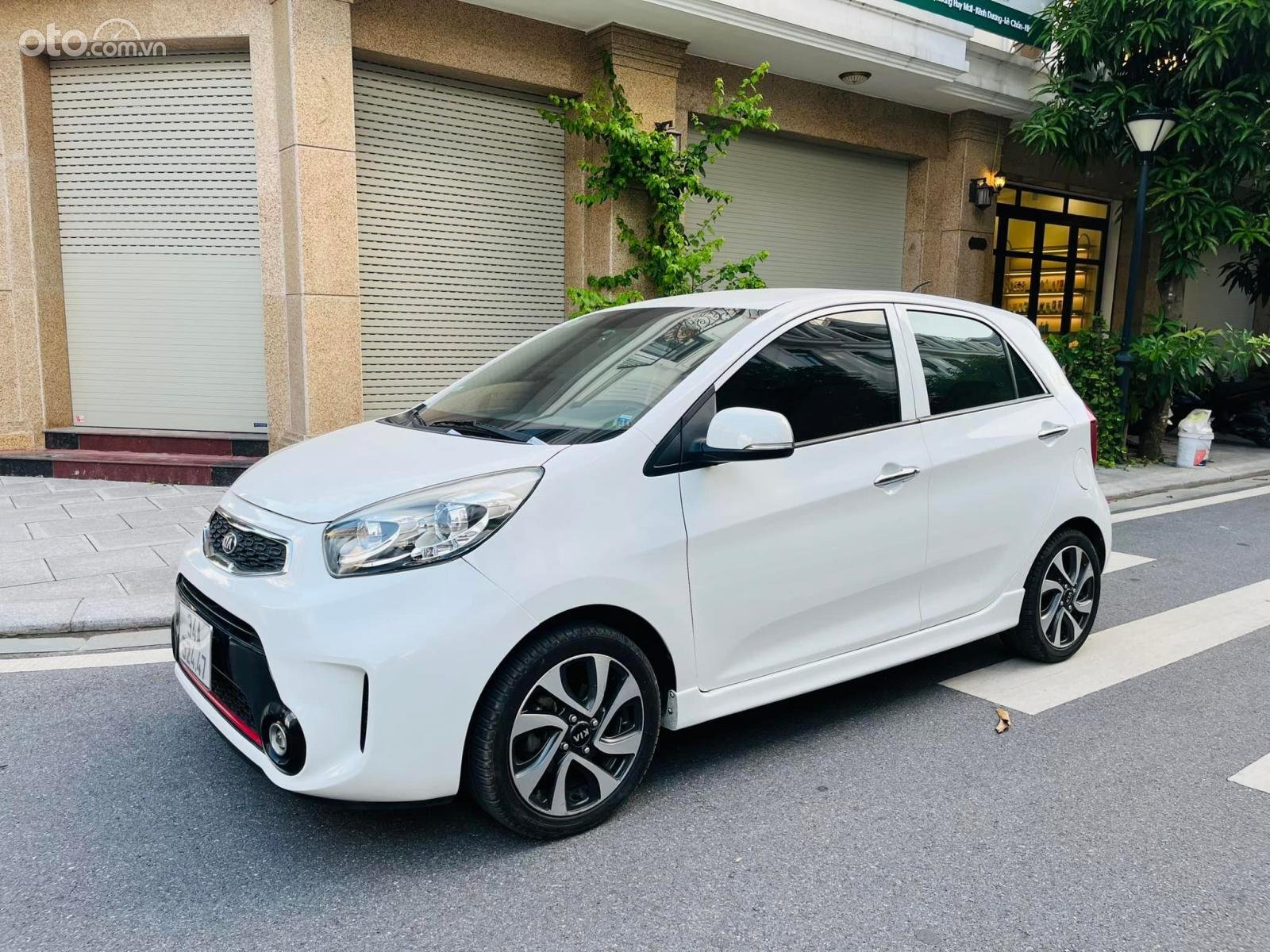 Giá xe KIA Morning 2017 cũ hấp dẫn, dễ tiếp cận.