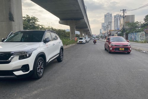 số lượng&nbsp;người mua xe chạy dịch vụ kh&ocirc;ng g&aacute;nh được khoản nợ rất &iacute;t 1