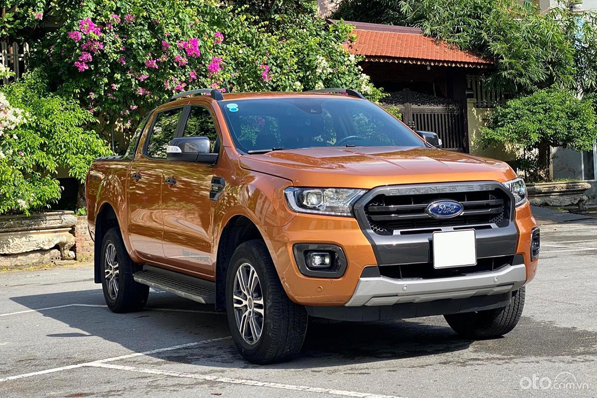 So sánh Ford Ranger và Toyota Hilux cũ: Về kích thước So sánh Ford Ranger và Toyota Hilux cũ: Về kích thước.