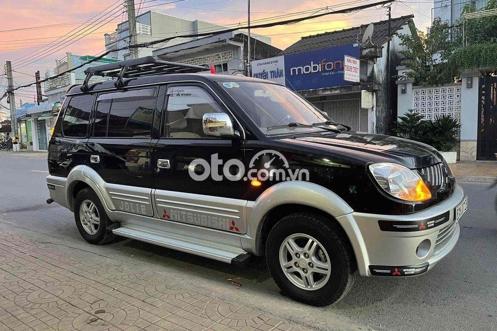 Mitsubishi Jolie 2005 1