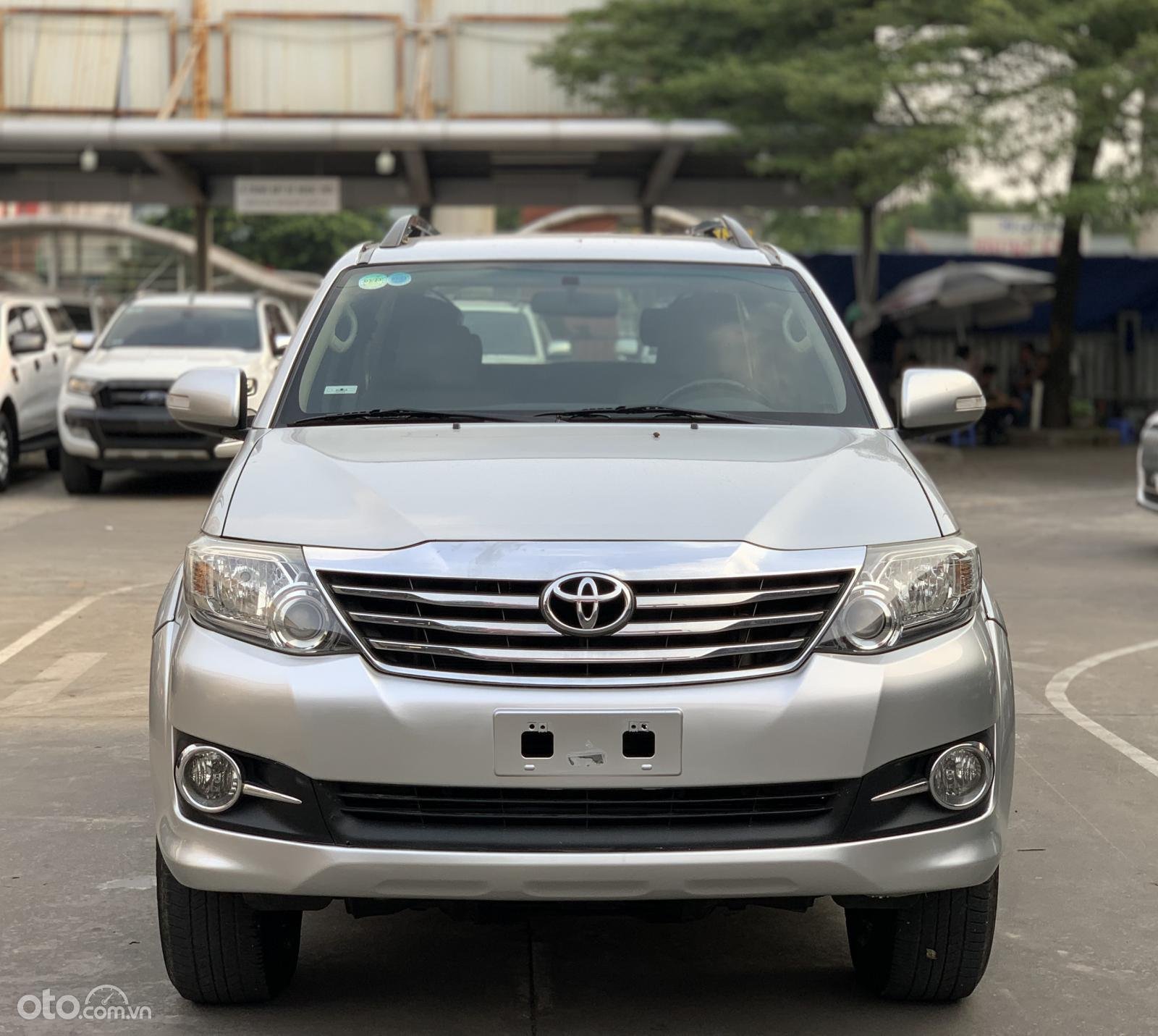 Kinh nghiệm mua xe Toyota Fortuner 2016 cũ.