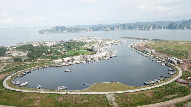 H&igrave;nh ảnh một g&oacute;c Tuần Ch&acirc;u, Hạ Long nh&igrave;n từ tr&ecirc;n cao