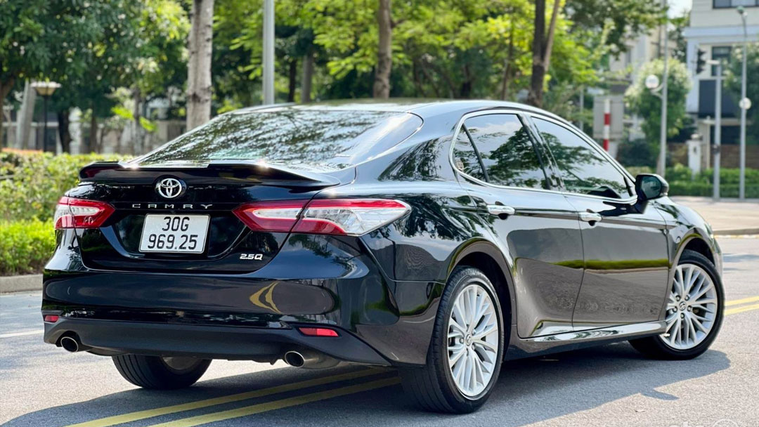 So s&aacute;nh xe Toyota Camry 2022 v&agrave; Toyota Camry 2021: Về động cơ