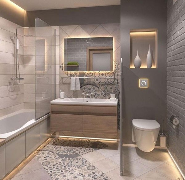 Phòng vệ sinh đầy đủ tiện ích, có bồn tắm nằm, không gian được phân tách rõ ràng.