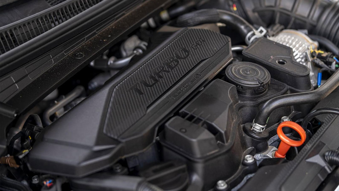 Elantra N-Line cao cấp dùng động cơ xăng 1.6L Turbo tăng áp