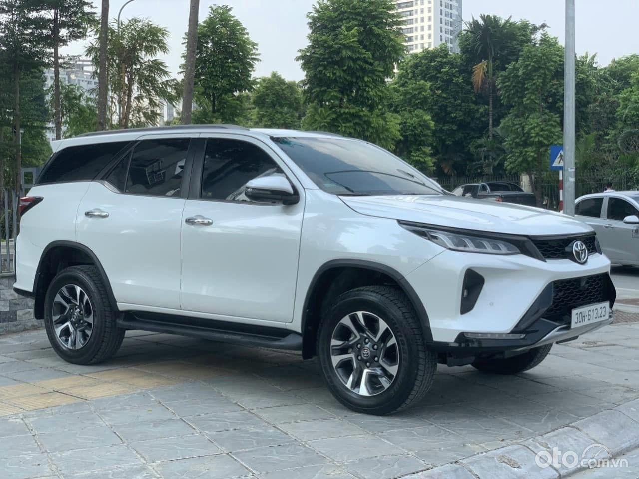 Toyota Fortuner 2.8 4x4 AT Legender 2022 siêu lướt rao giá khá bất ngờ