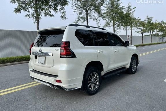 Thiết kế xe Toyota Land Cruiser Prado 1