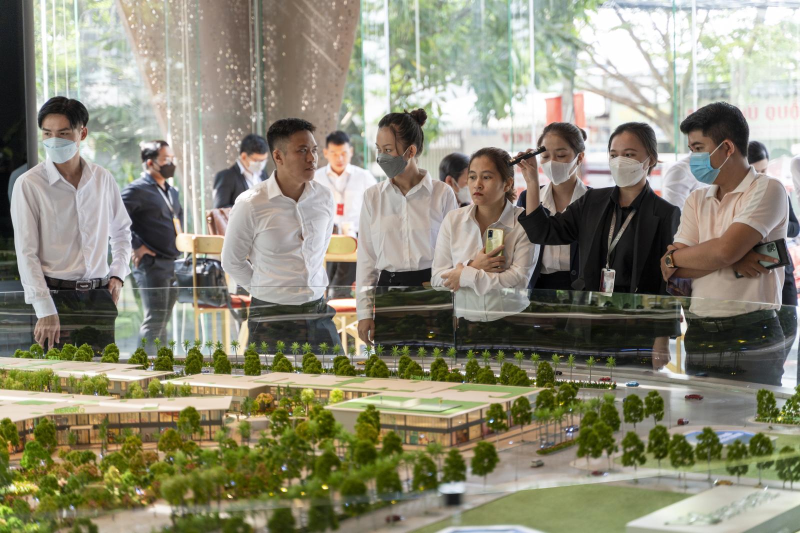 H&igrave;nh ảnh tại dự &aacute;n B&igrave;nh Ch&aacute;nh