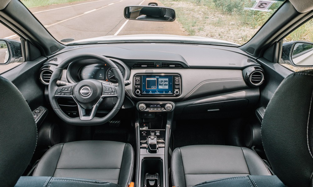 Nissan Kicks e-Power 2023 còn tích hợp chế độ lái chỉ dùng 1 bàn đạp e-Pedal, giúp xe vận hành dễ dàng, thuận lợi hơn 1