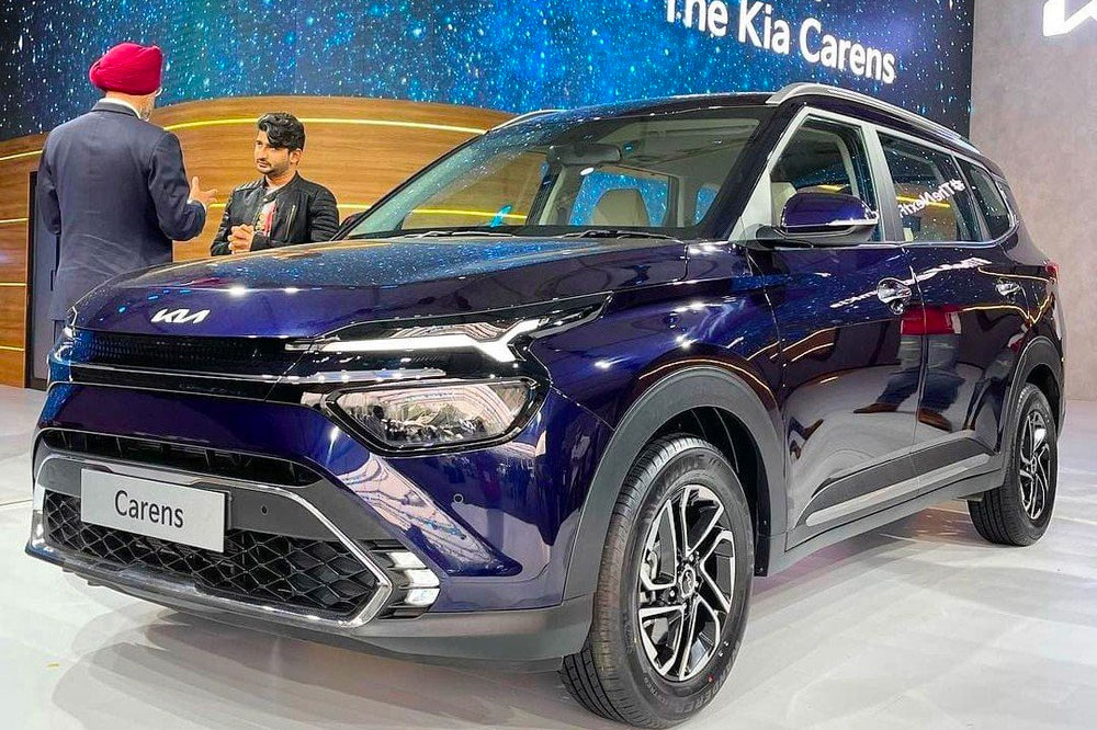 KIA Carens ra mắt thị trường Ấn Độ