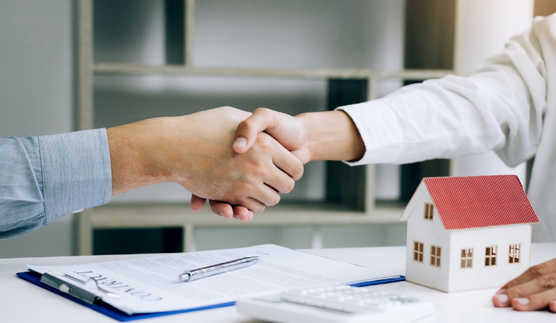 Thị trường thứ cấp đảm bảo an to&agrave;n hơn cho kh&aacute;ch h&agrave;ng khi giao dịch