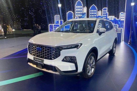 Ford Territory Trend 2022 giảm gi&aacute; kịch s&agrave;n, nguy cơ khai tử v&igrave; ế ẩm 1
