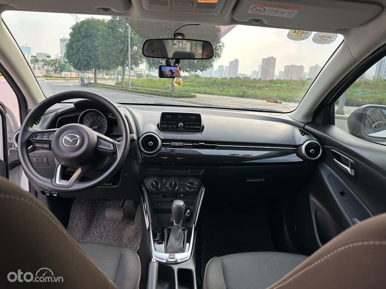 Mazda 2 2022 cũ.