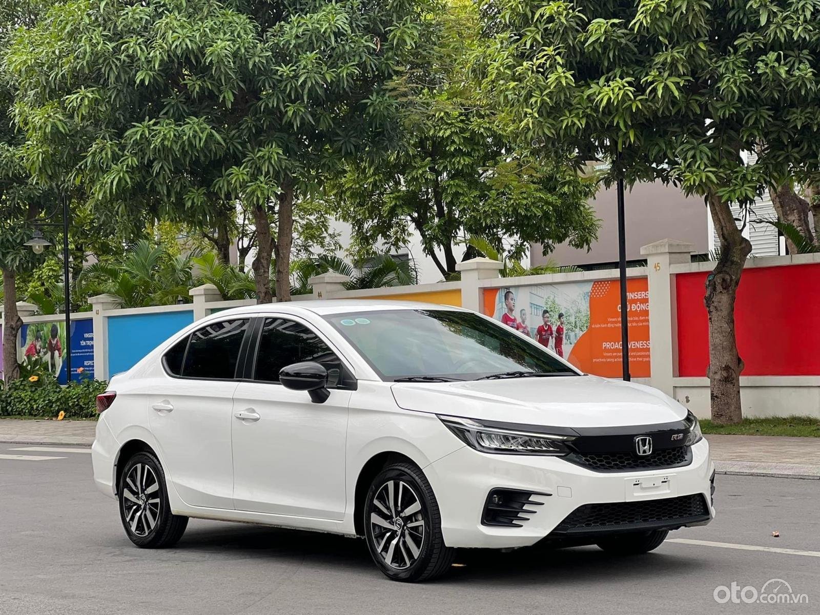 Honda City RS 2021 chạy 20.000 km, định gi&aacute; 560 triệu đ&atilde; hợp l&yacute;?.