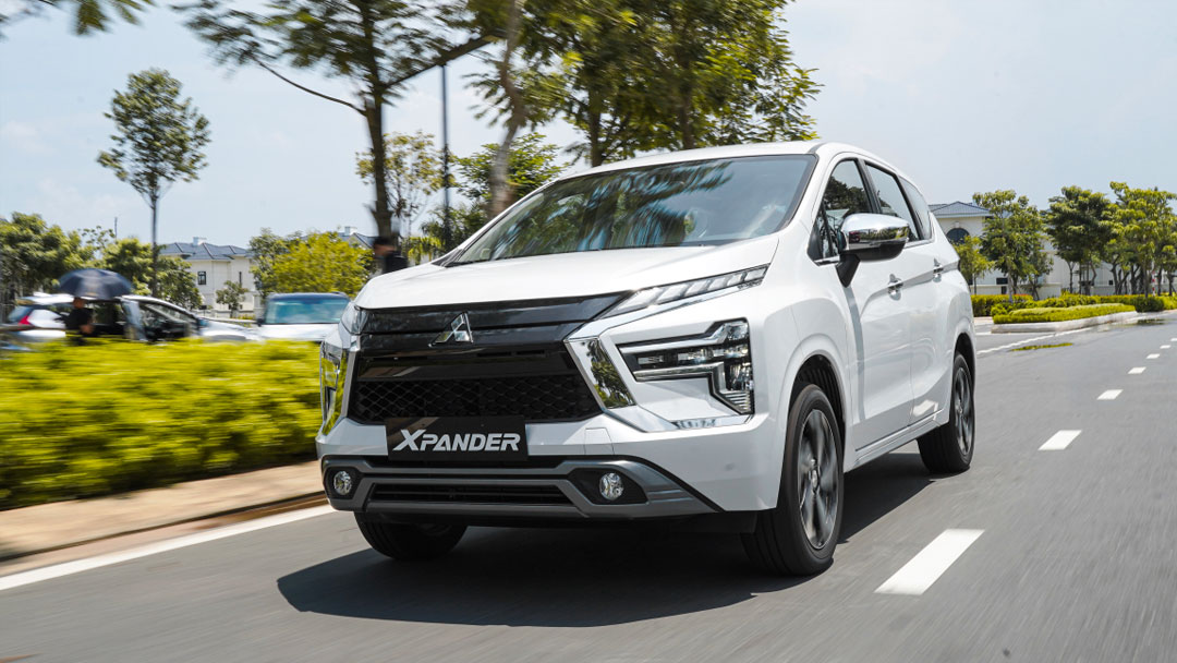 Vị tr&iacute; thứ 2 thuộc về Mitsubishi Xpander với doanh số đạt 2.370 xe b&aacute;n 