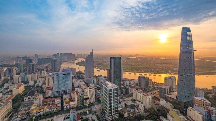 Một g&oacute;c TP.HCM nh&igrave;n từ tr&ecirc;n cao trong b&igrave;nh minh