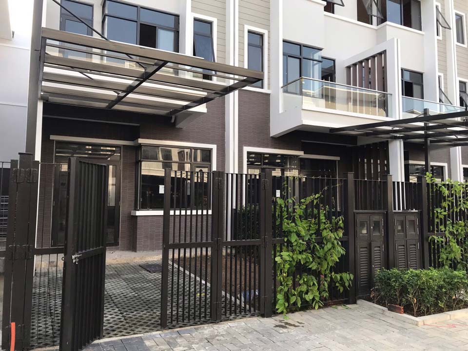 Shophouse Valora Mizuki 