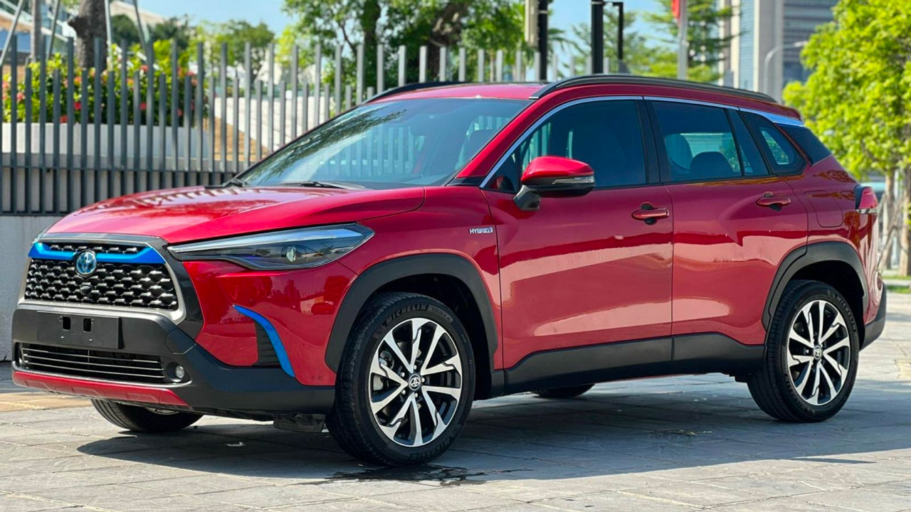 hiện tại c&aacute;c giao dịch mua b&aacute;n xe Toyota Corolla Cross Hybrid đ&atilde; qua sử dụng kh&aacute; s&ocirc;i động