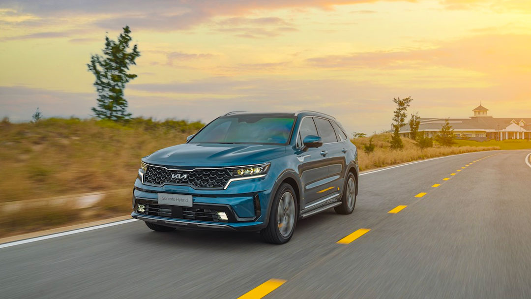 KIA Sorento PHEV Signature còn mang đến cho khách hàng bộ công nghệ hỗ trợ an toàn chủ động thông minh tiên tiến