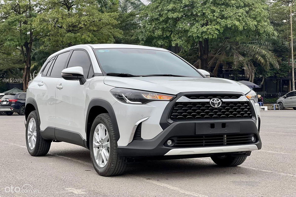 So sánh xe Honda HR-V G và Toyota Corolla Cross 1.8G về ngoại thất1 So sánh xe Honda HR-V G và Toyota Corolla Cross 1.8G về ngoại thất1.