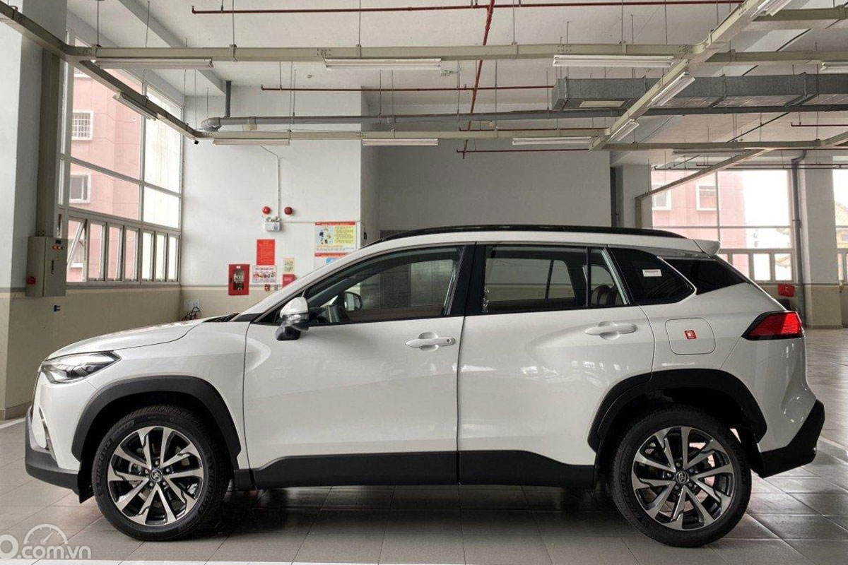So sánh xe Honda HR-V G và Toyota Corolla Cross 1.8G về kích thước1 So sánh xe Honda HR-V G và Toyota Corolla Cross 1.8G về kích thước1.