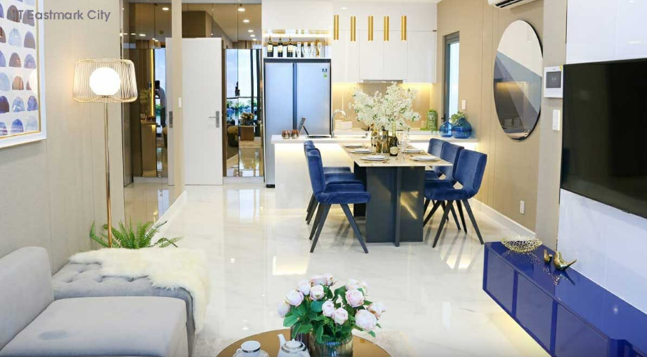 Kh&ocirc;ng gian bếp tiện nghi, tho&aacute;ng đ&atilde;ng được ho&agrave;n thiện với nội thất cao cấp.