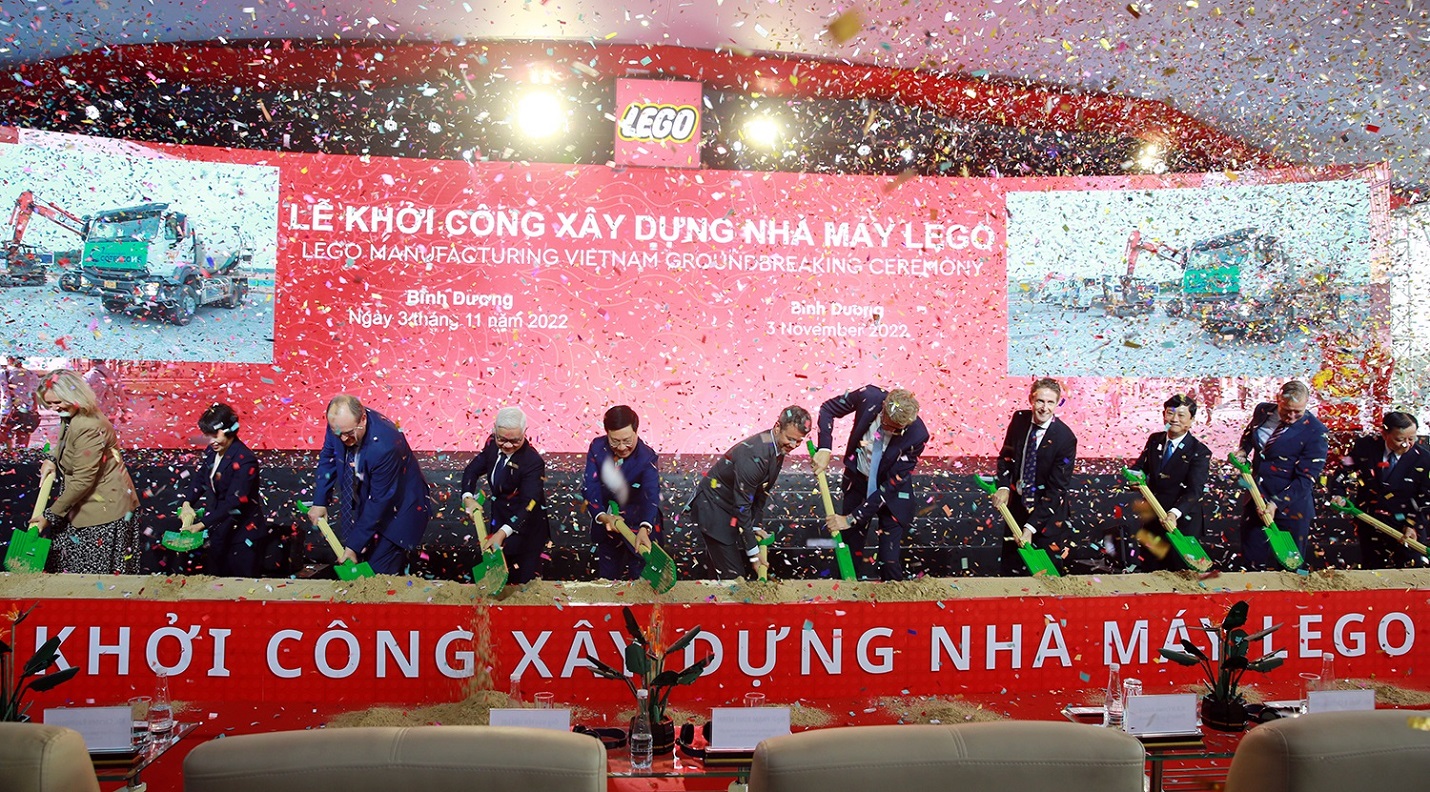Lễ khởi c&ocirc;ng nh&agrave; m&aacute;y thứ 6 v&agrave; l&agrave; nh&agrave; m&aacute;y trung h&ograve;a carbon đầu ti&ecirc;n tr&ecirc;n thế giới 