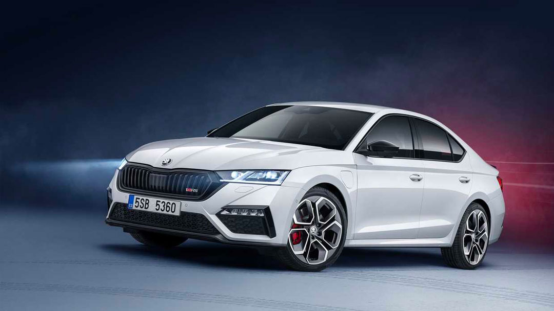 Skoda Octavia thuộc ph&acirc;n kh&uacute;c sedan hạng C