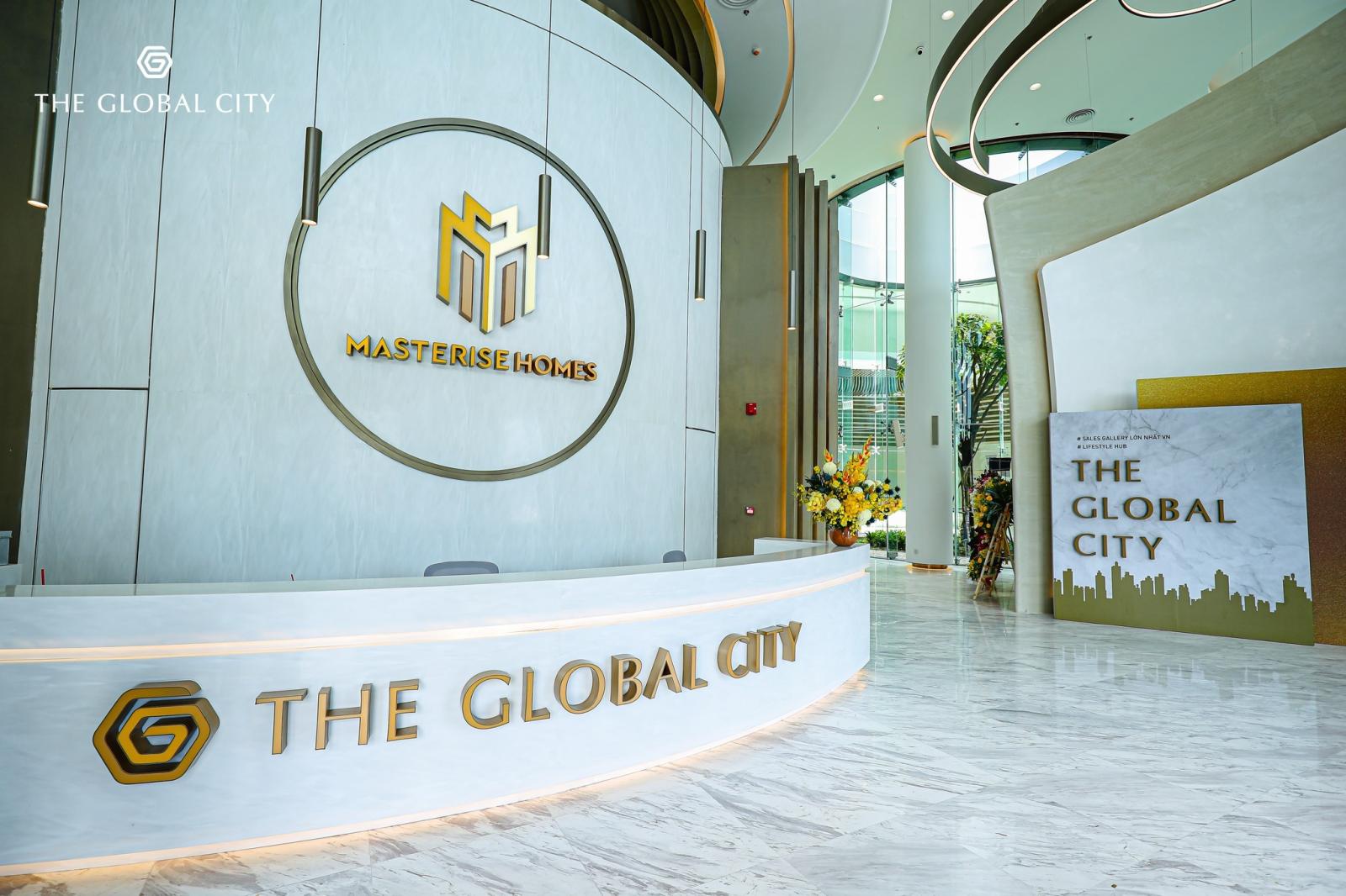 Quầy lễ t&acirc;n, nơi đăng k&yacute; tham quan nh&agrave; mẫu The Global City.