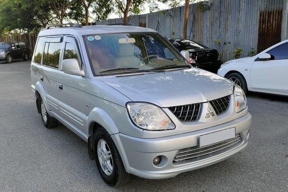Mitsubishi Jolie 2006 1
